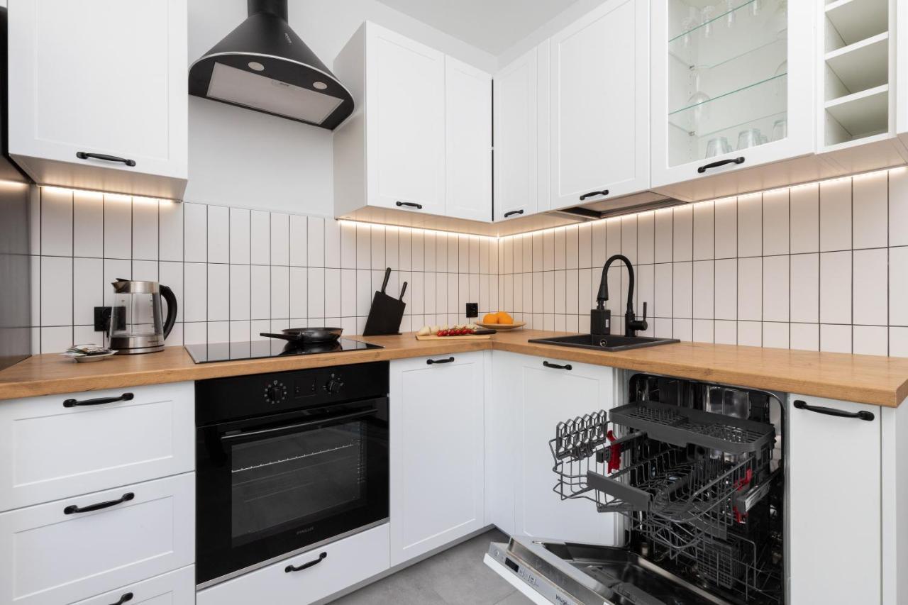 Marina Corner Apartment Gdynia By Noclegi Renters Exterior foto